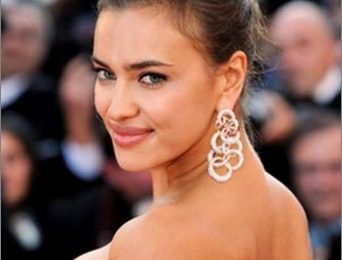 نحن نبحث عن معصم الصورة: نختار الملحقات إلى الفستان img