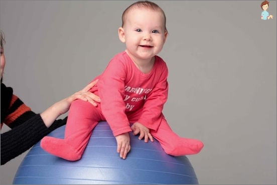 How to choose the ball for fitbola newborns