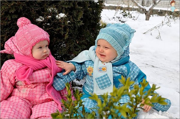 كيفية ارتداء طفل إلى الشارع في فصل الشتاء