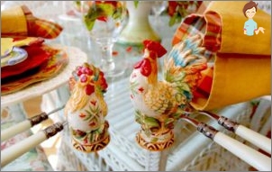 Decorations on the New Year's table 2017 rooster do it yourself