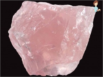 Quartz pembe rengi nasıl giyilir?