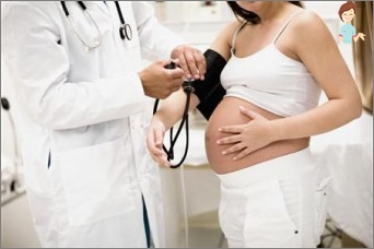 الأسباب الرئيسية وعلامات الوذمة أثناء الحمل