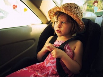 Angesichts des Kindes im Auto: Was soll ich tun?