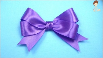 How to make a beautiful bow from a narrow satin ribbon?