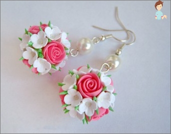 Create and needlewoman: how to make beautiful earrings from clay?