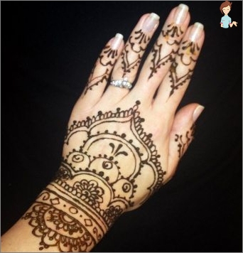 Mehendi doma: Decorate Indian & Laquo; Tattoos & Raquo;