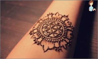 Mehendi doma: Decorate Indian & Laquo; Tattoos & Raquo;