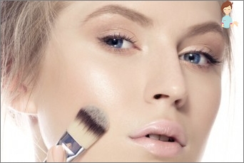 Jak udělat make-up make-up pro kompletní tvář zaoblené podobě?